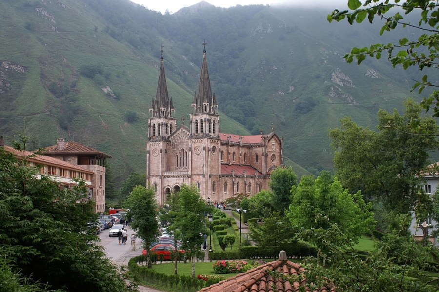 La parroquia Nuestra Señora de Valvanera peregrina a Covadonga del 19 al 21 de mayo