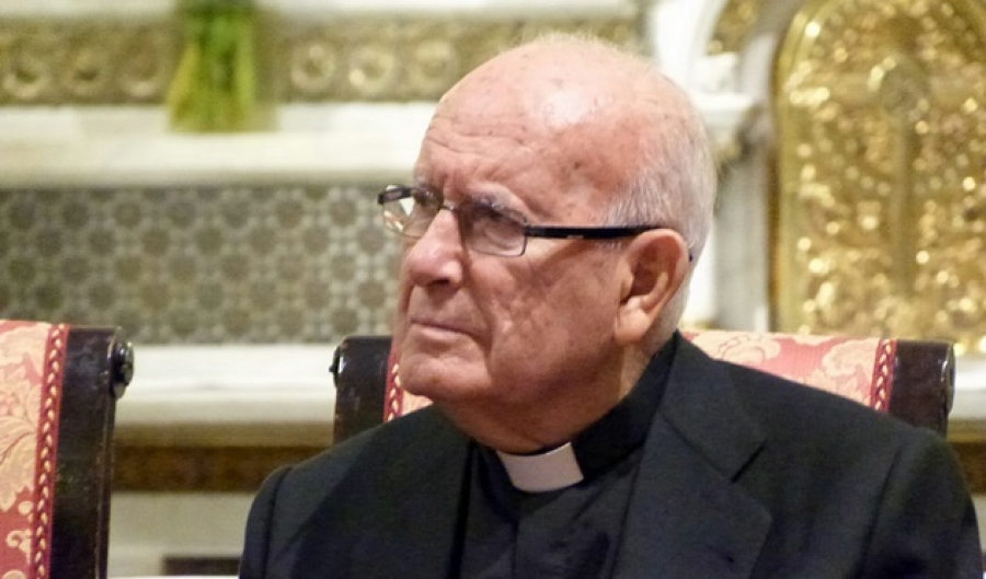 Despedida de Antonio Astillero como párroco de la cripta de la catedral y toma de posesión de Joaquín Iniesta