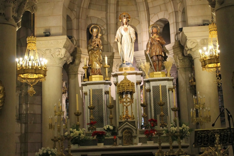 Misa y concierto de música sacra en la Cripta de la catedral