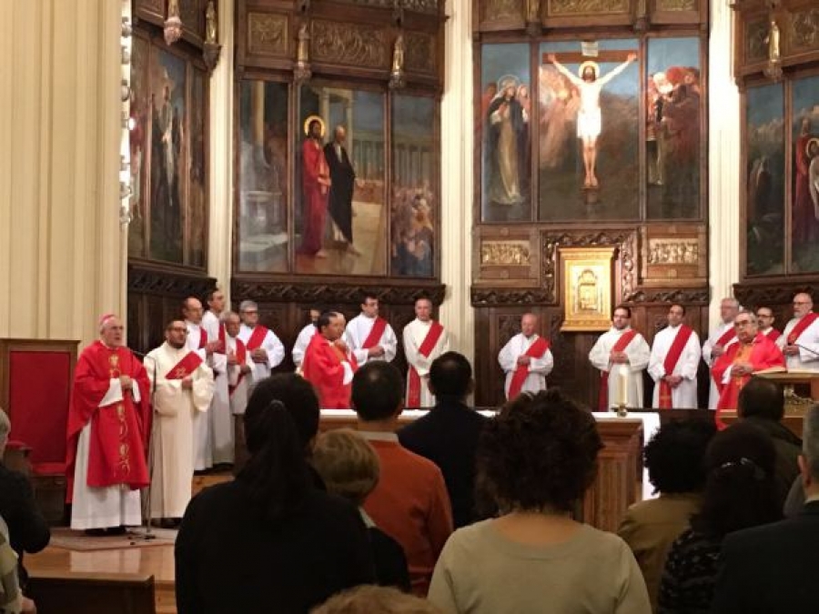 El cardenal Osoro mantiene un encuentro con los diáconos permanentes de la diócesis