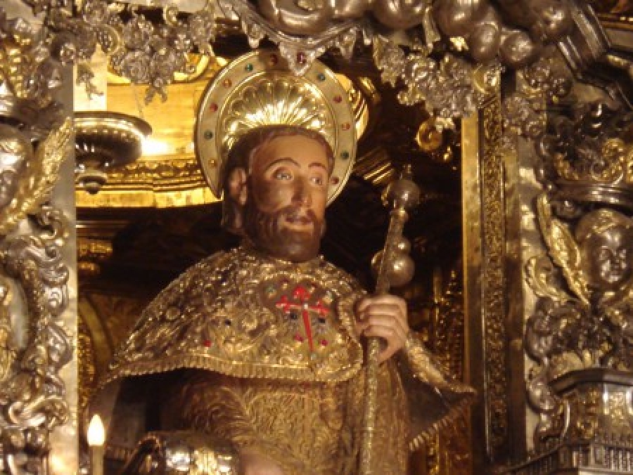 Los gallegos residentes en Madrid celebran una Misa en honor al apóstol Santiago en la catedral