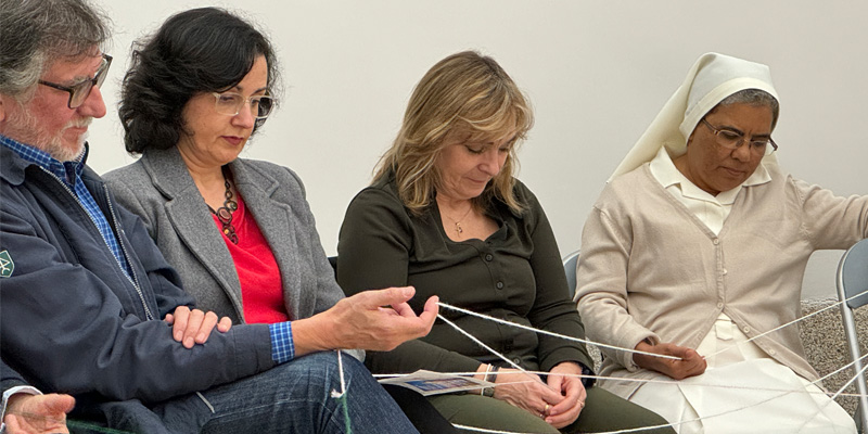 Comunidades de vida caritas hilos