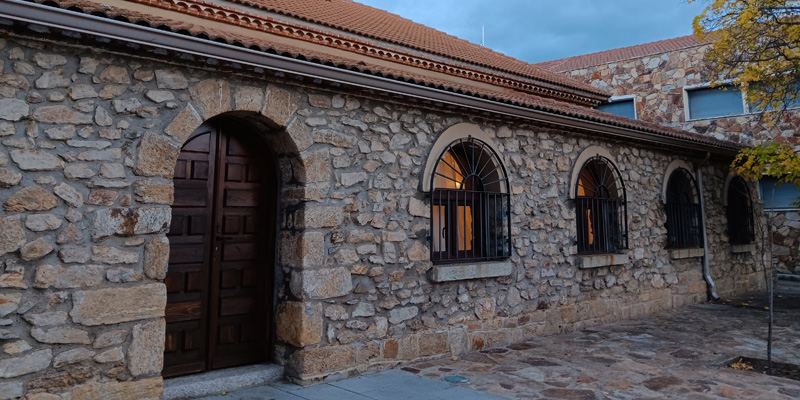 Gandullas parroquia lateral