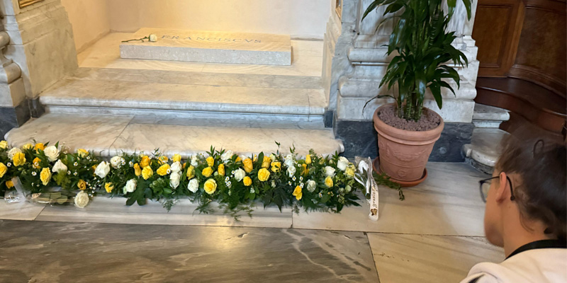 Jubileo discapacidad tumba papa