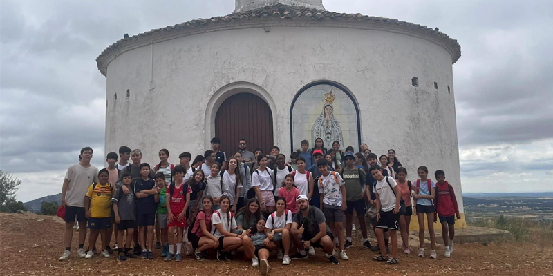 Campamento Tres Olivos ermita