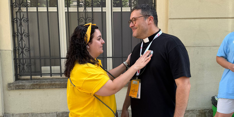 Jubileo jovenes enfermera fonendo