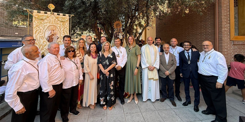 Virgen del Carmen pozuelo ofrenda