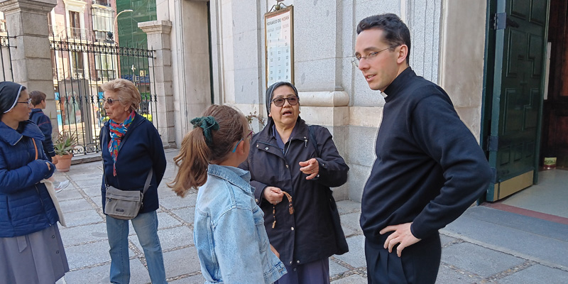 Carlos Tamames monja