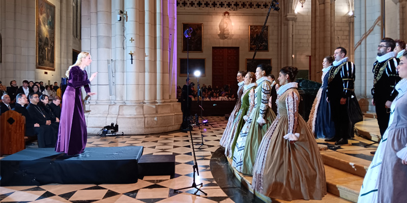 Coro rumania directora