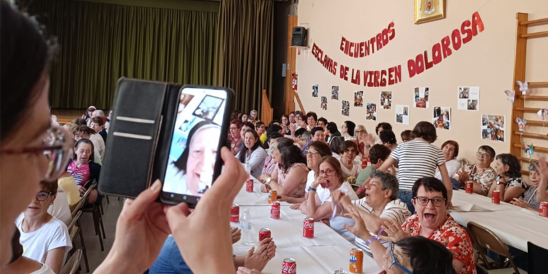 Madre desamparados encuentros