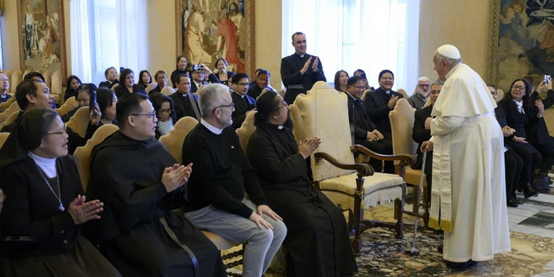 Capellania filipina papa