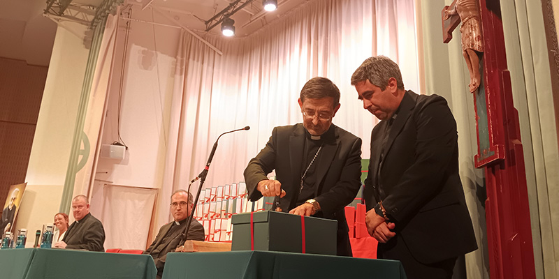 Clausura sebastian cobo sello