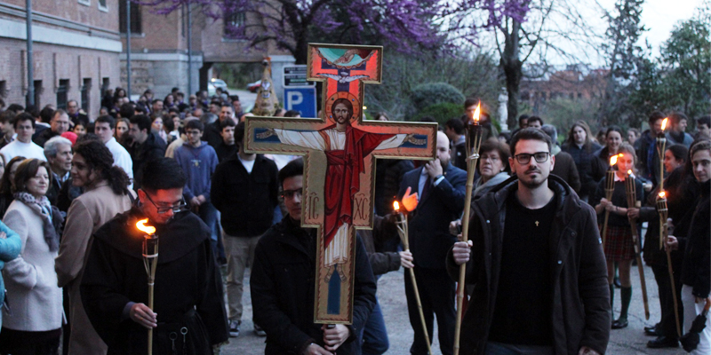 Via crucis previa guia