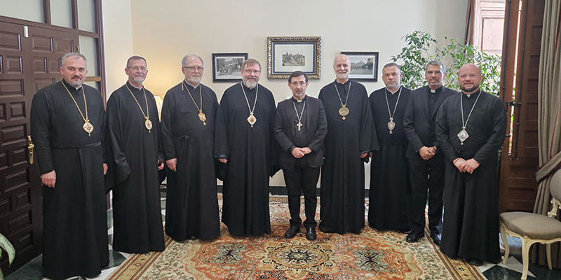 Cobo ucranianos posado