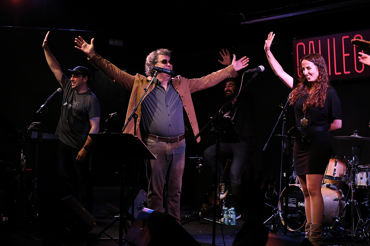 PRESENTACION EN GALILEO DEL CD PASO A PASO