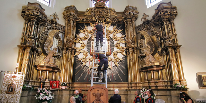 Virgen paloma previa 22 bomberos