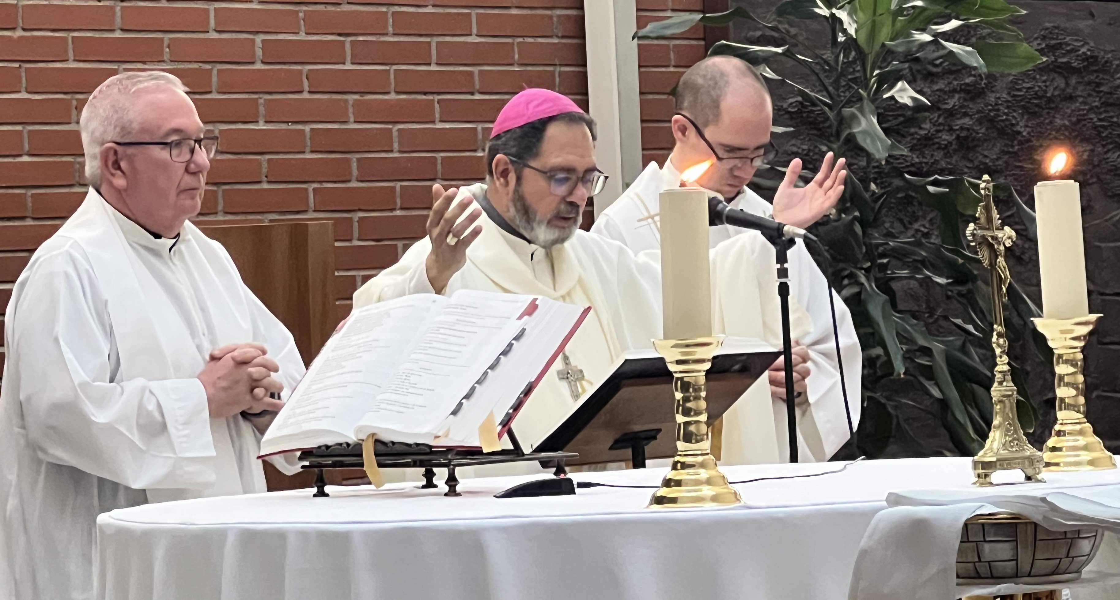 Visita Parroquia Padre Nuestro Monsenor Vicente