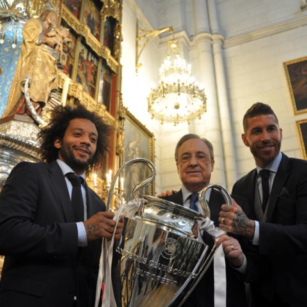 2018-05-27 - El Real Madrid ofrece la decimotercera Champions a la Virgen de la Almudena