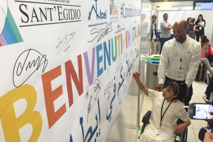 Aterrizan en Roma 81 refugiados sirios gracias a los corredores humanitarios