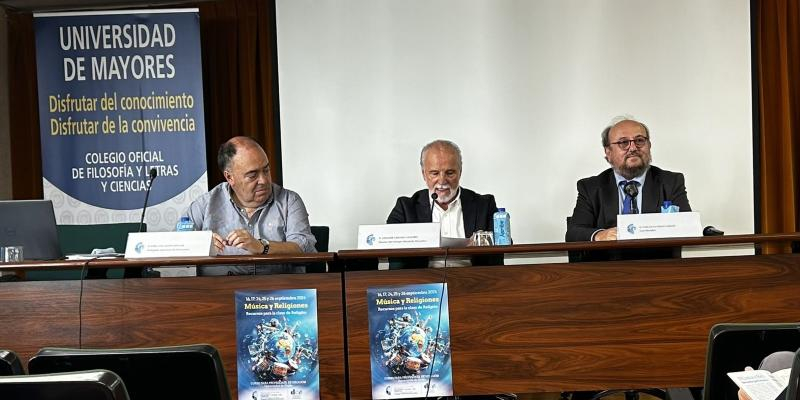 Jos&eacute; Luis Guz&oacute;n, delegado episcopal de Ense&ntilde;anza: &laquo;Defiendo y animo a la utilizaci&oacute;n de la m&uacute;sica como recurso en las clases de religi&oacute;n&raquo;