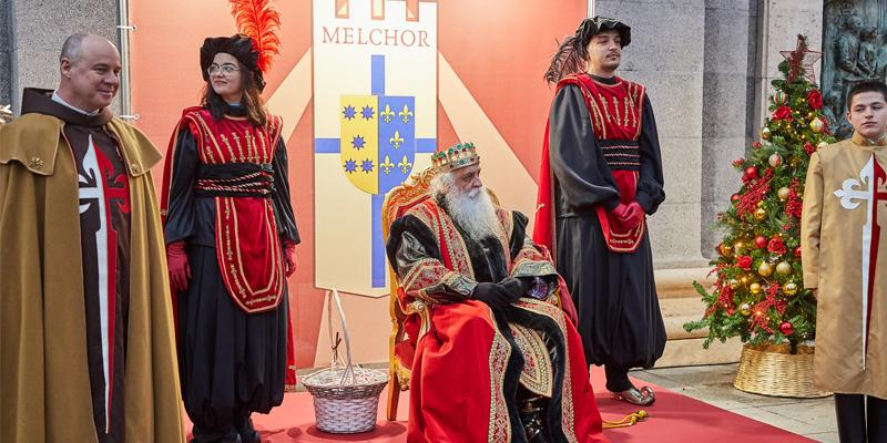 El Rey Melchor muestra su alegr&iacute;a por estar de nuevo en la catedral: &laquo;Invitamos a todos a que no pierdan la esperanza por muchas dificultades que tengan los caminos a recorrer&raquo;