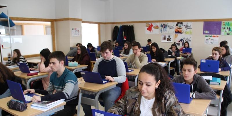 Escuelas Cat&oacute;licas lamenta una nueva ley de educaci&oacute;n que nace sin consenso y limita los derechos de centros y familias
