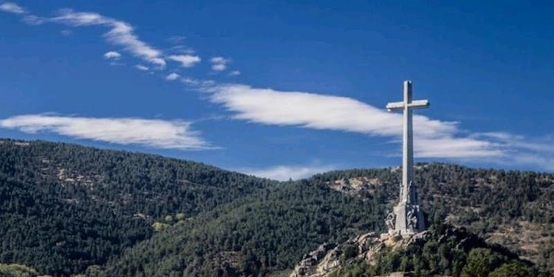 San Andrés Apóstol de Villaverde Alto invita a rezar el vía crucis por el recorrido monumental del Valle de los Caídos