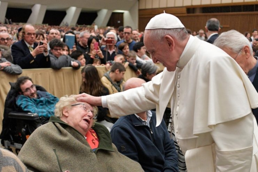 El Papa a Capodarco: 'La inclusi&oacute;n de los m&aacute;s d&eacute;biles indica la calidad de vida de una sociedad'