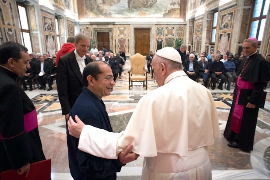 El Santo Padre pide a los Misioneros del Sagrado Coraz&oacute;n &laquo;expresiones creativas&raquo;
