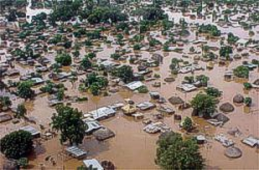 Muertos y miles de desplazados en Mozambique a causa de las fuertes lluvias