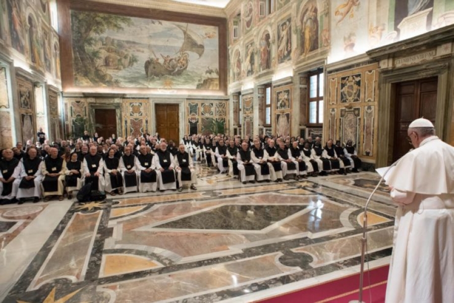 El Papa a los cisterciences: 'Enamorados de la oraci&oacute;n para una relaci&oacute;n personal con Dios'