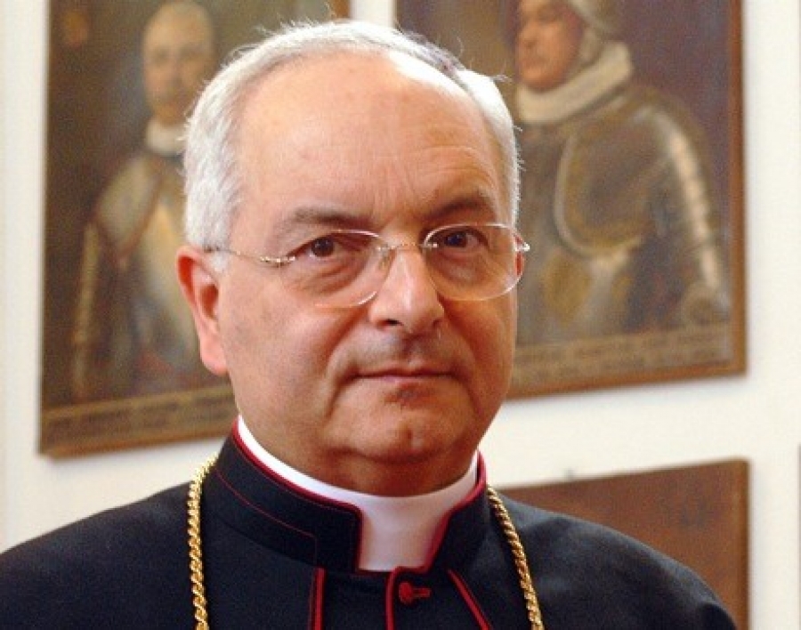 Cardenal Piacenza: El mundo tiene sed de esperanza y los cristianos debemos brindarla