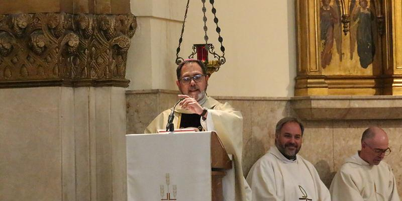 El obispo auxiliar de Madrid Vicente Mart&iacute;n, en la Asamblea General de la CONFER: &laquo;Estamos llamados a anunciar la esperanza y sembrarla en las fronteras de la vida&raquo;