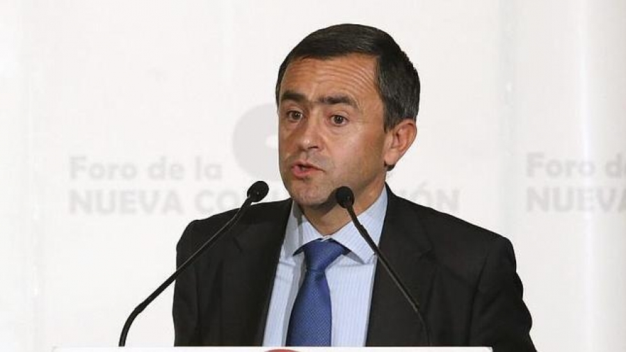 Fernando Jim&eacute;nez Barriocanal habla de 'Los dineros de la Iglesia' en Santa Genoveva Torres Morales