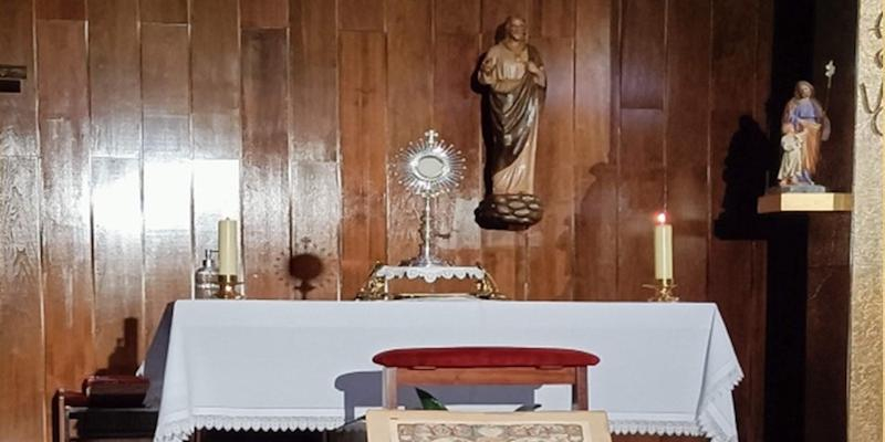 Este sábado, noche de adoración y alabanza en Nuestra Señora de Lourdes y San Justino