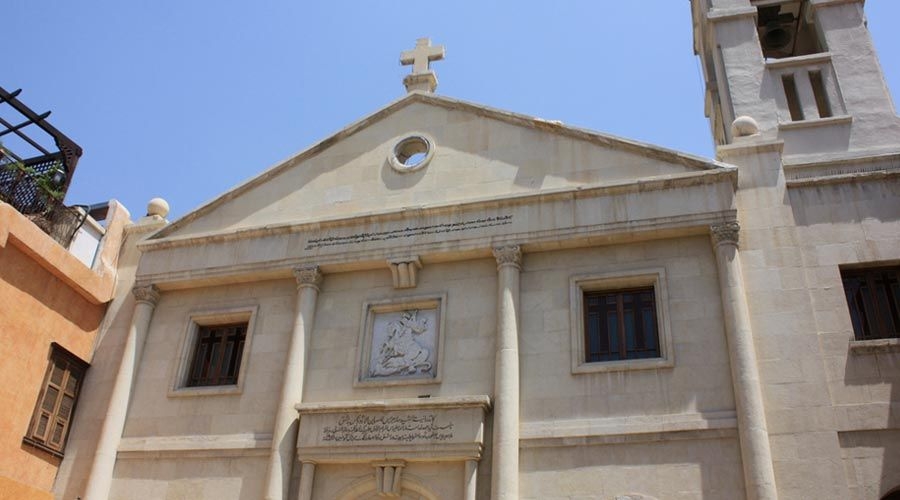 Proyectiles caen cerca de catedral en Siria y dejan muertos y heridos