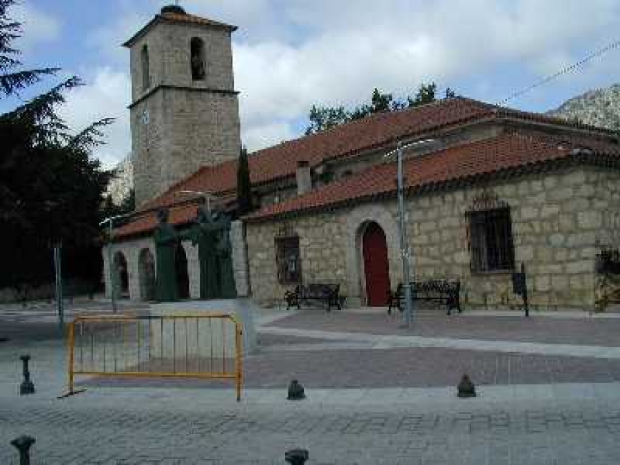 La Cabrera celebra la fiesta de santa Luc&iacute;a