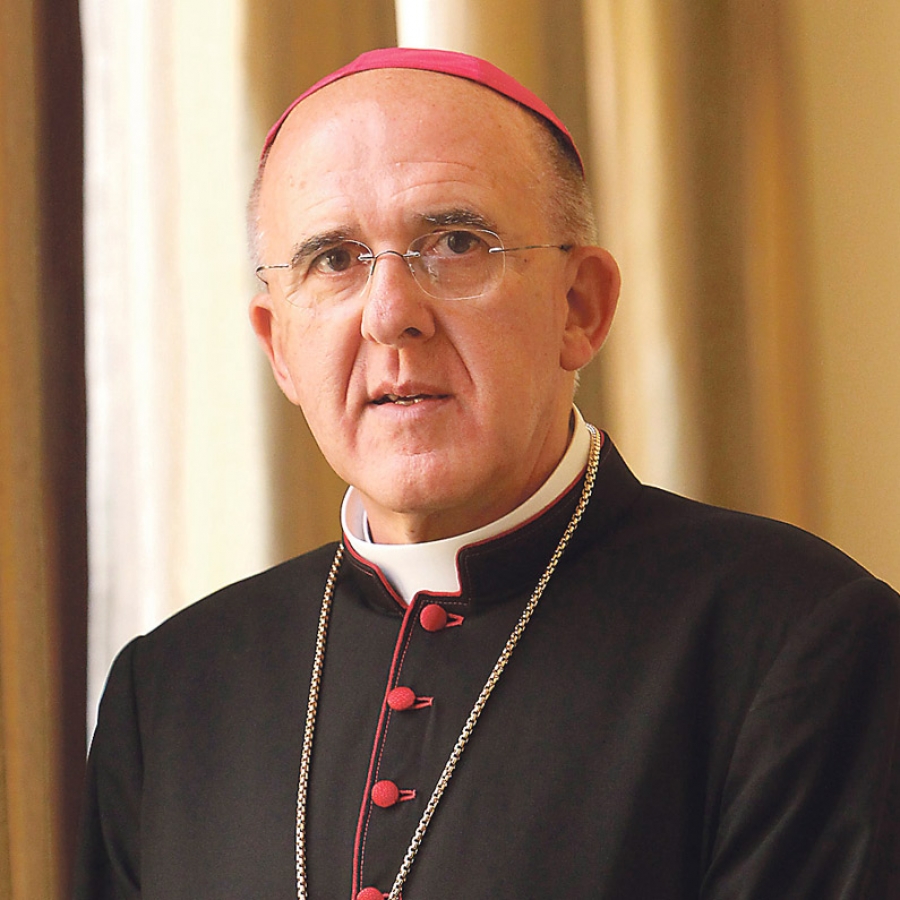 El cardenal celebra una Eucarist&iacute;a en Nuestra Se&ntilde;ora de las Rosas