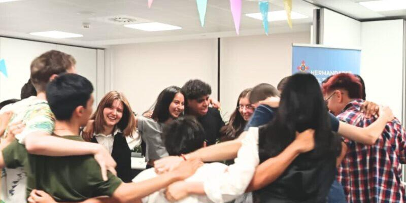El Centro de Madrid de Hermandades del Trabajo invita a los j&oacute;venes a descubrir el sentido profundo de la Formaci&oacute;n en la Fe y preparaci&oacute;n para el Sacramento de la Confirmaci&oacute;n