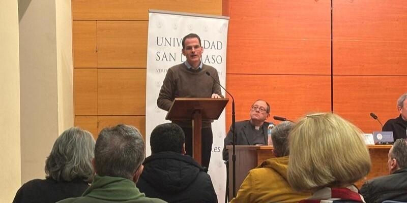 Rafael Luciani: &laquo;La catolicidad de la Iglesia depender&aacute; de la capacidad y voluntad de inculturaci&oacute;n&raquo;