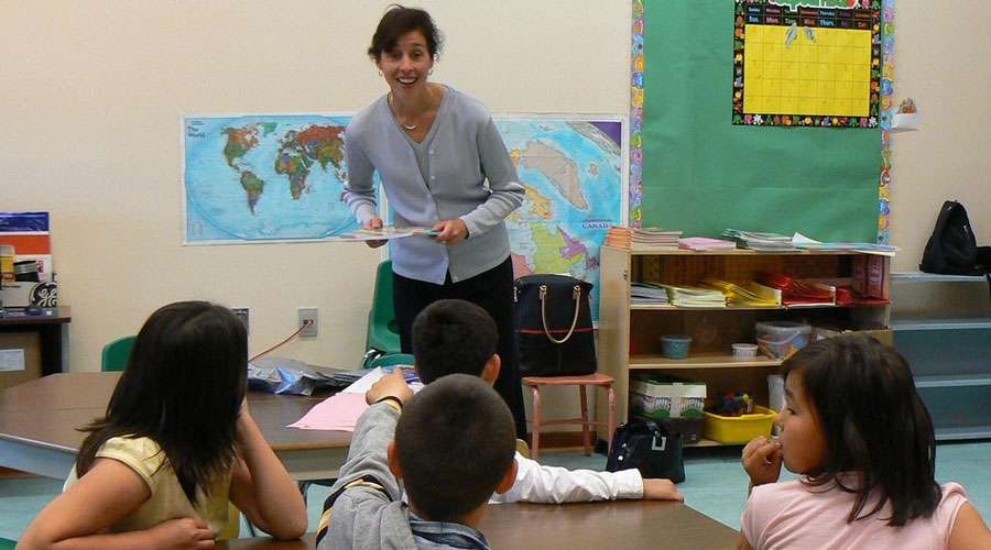 Obispos de Argentina dan las gracias a docentes que imitan a Jes&uacute;s, el &laquo;gran Maestro&raquo;