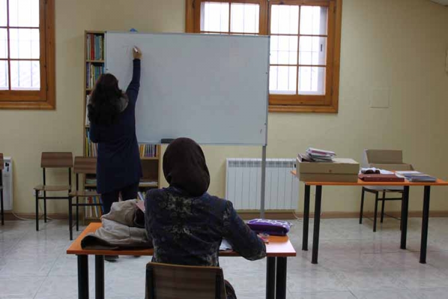 Ca&ntilde;ada Real, el asentamiento ilegal que pide ayuda a gritos: &laquo;Los cursos de C&aacute;ritas Madrid me hacen sentir &uacute;til y me ofrecen un futuro&raquo;
