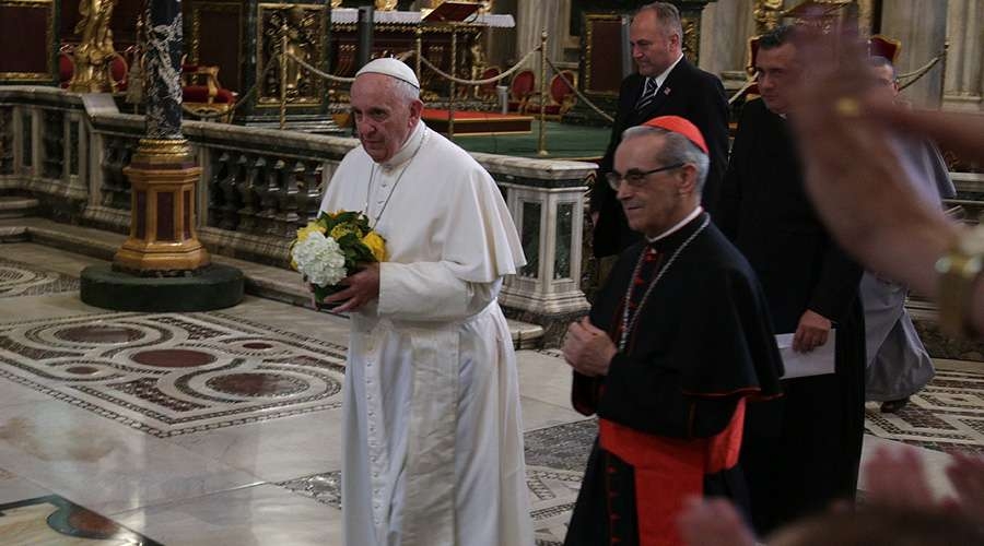 El Papa Francisco reza en Santa Mar&iacute;a la Mayor al volver de Chile y Per&uacute;