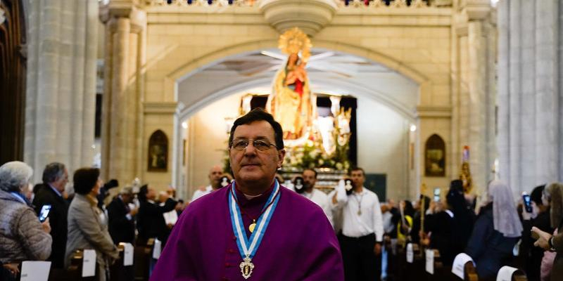 Jesús Junquera: «Estamos desbordados con las ofrendas a la Almudena»