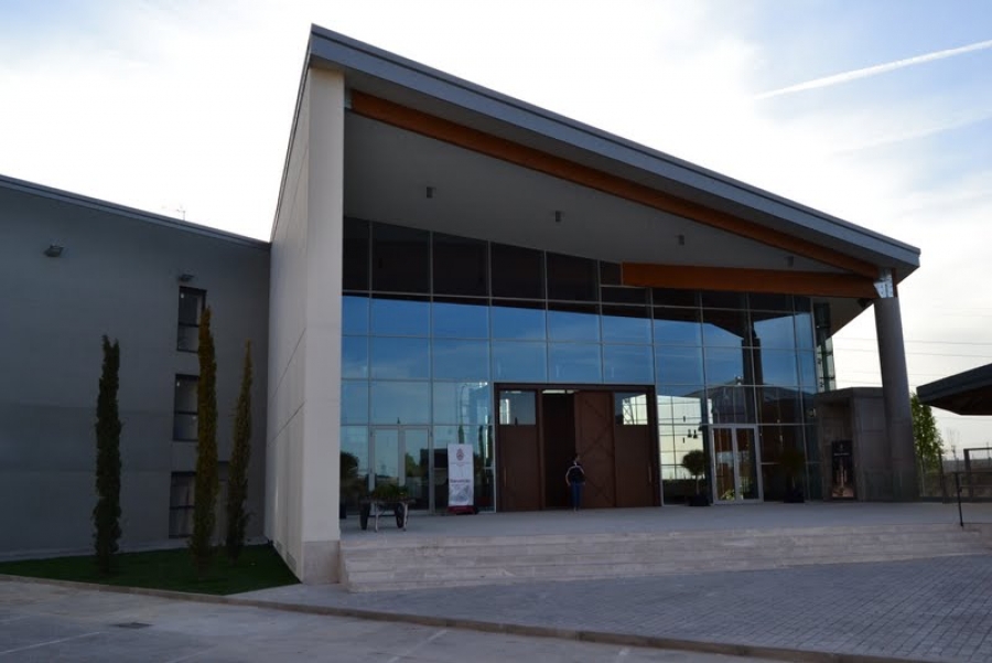 Abierta la biblioteca de la parroquia Santa Mar&iacute;a la Blanca