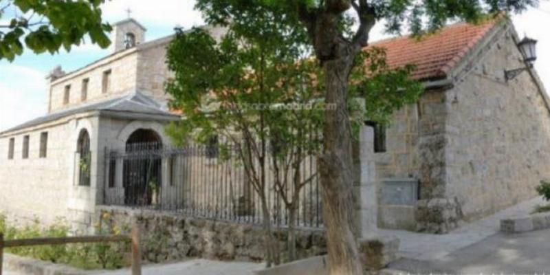 El cardenal Jos&eacute; Cobo preside una misa en San Antonio de la Navata con motivo del 80&ordm; aniversario de la parroquia