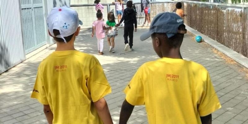 M&aacute;s de 400 menores de familias acompa&ntilde;adas por C&aacute;ritas Madrid participan en las colonias y campamentos de Navidad