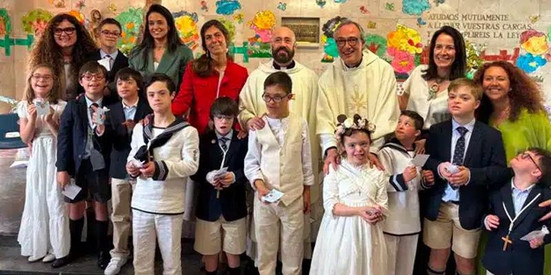 Los ni&ntilde;os del Colegio Mar&iacute;a Corredentora ya esperan al papa: &laquo;Papa Le&oacute;n, yo voy a hacer la Primera Comuni&oacute;n, &iquest;quieres venir?&raquo;