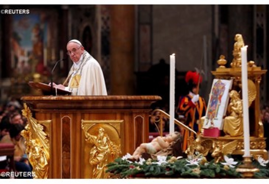 &laquo;Dios se involucra involucr&aacute;ndonos, haci&eacute;ndonos parte de su obra&raquo;, el Papa en las v&iacute;speras de Mar&iacute;a Madre de Dios