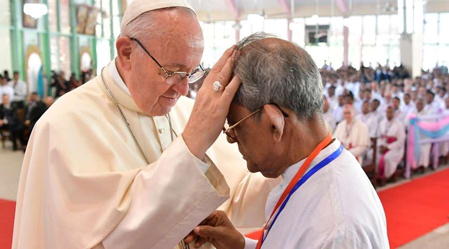 El Papa Francisco a sacerdotes y consagrados en Bangladesh: &laquo;Cuiden la semilla de la vocaci&oacute;n&raquo;